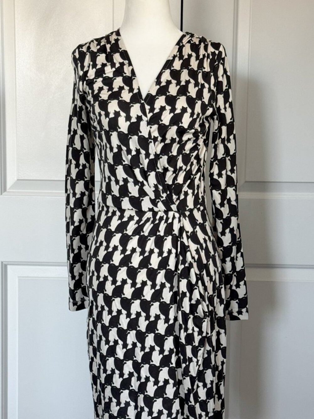 Lilly Pulitzer Silk blend cat print faux wrap dress black/white S